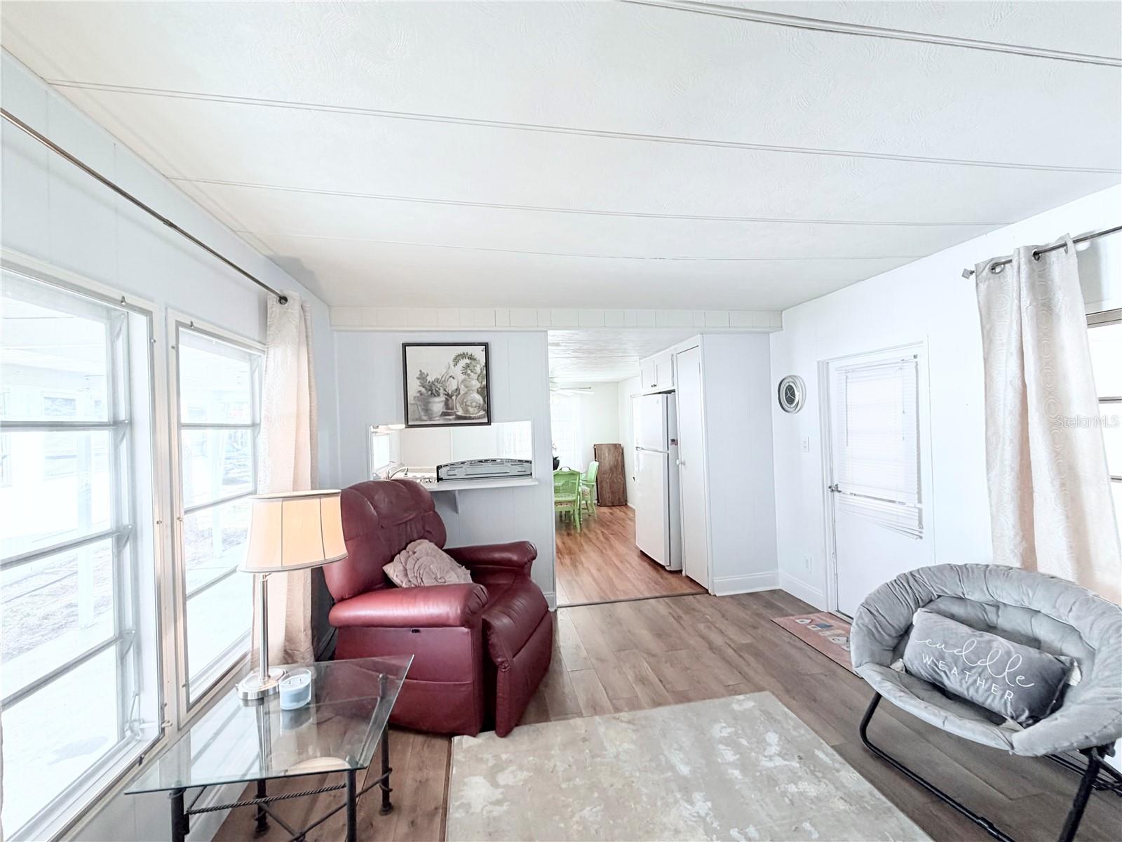 9933 - OAK GROVE - Residential