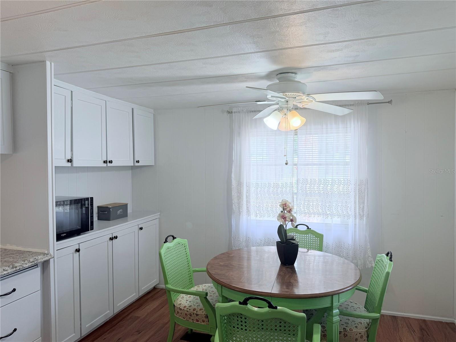 9933 - OAK GROVE - Residential