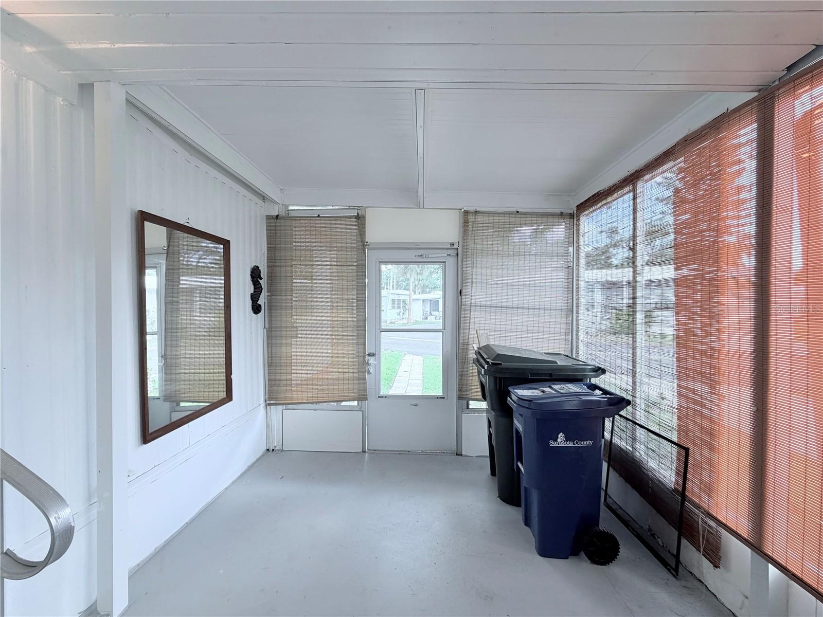 9933 - OAK GROVE - Residential