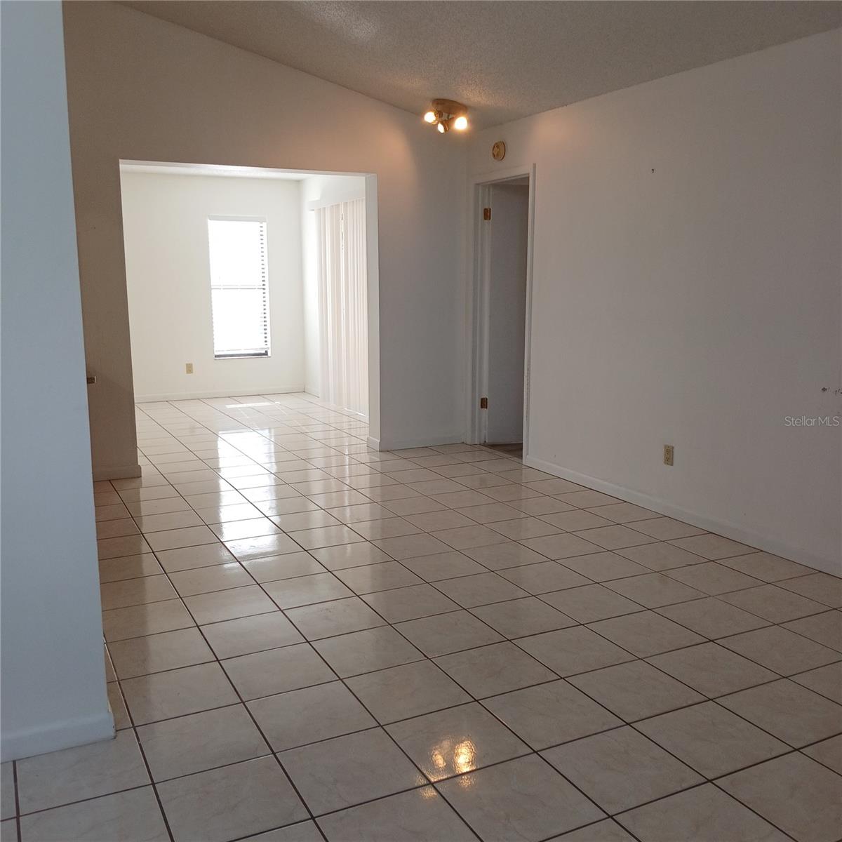 CRYSTAL OAKS - Residential