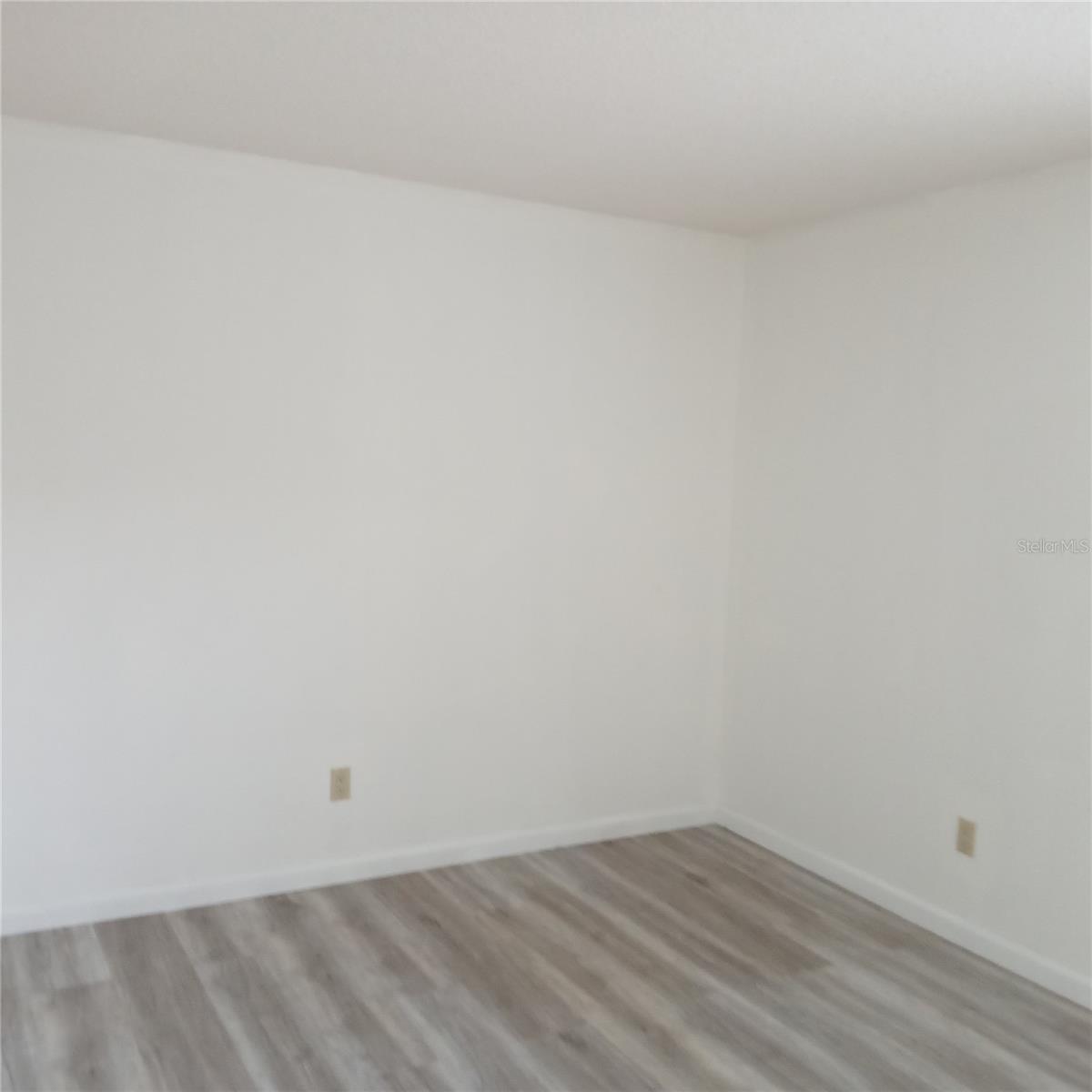 CRYSTAL OAKS - Residential