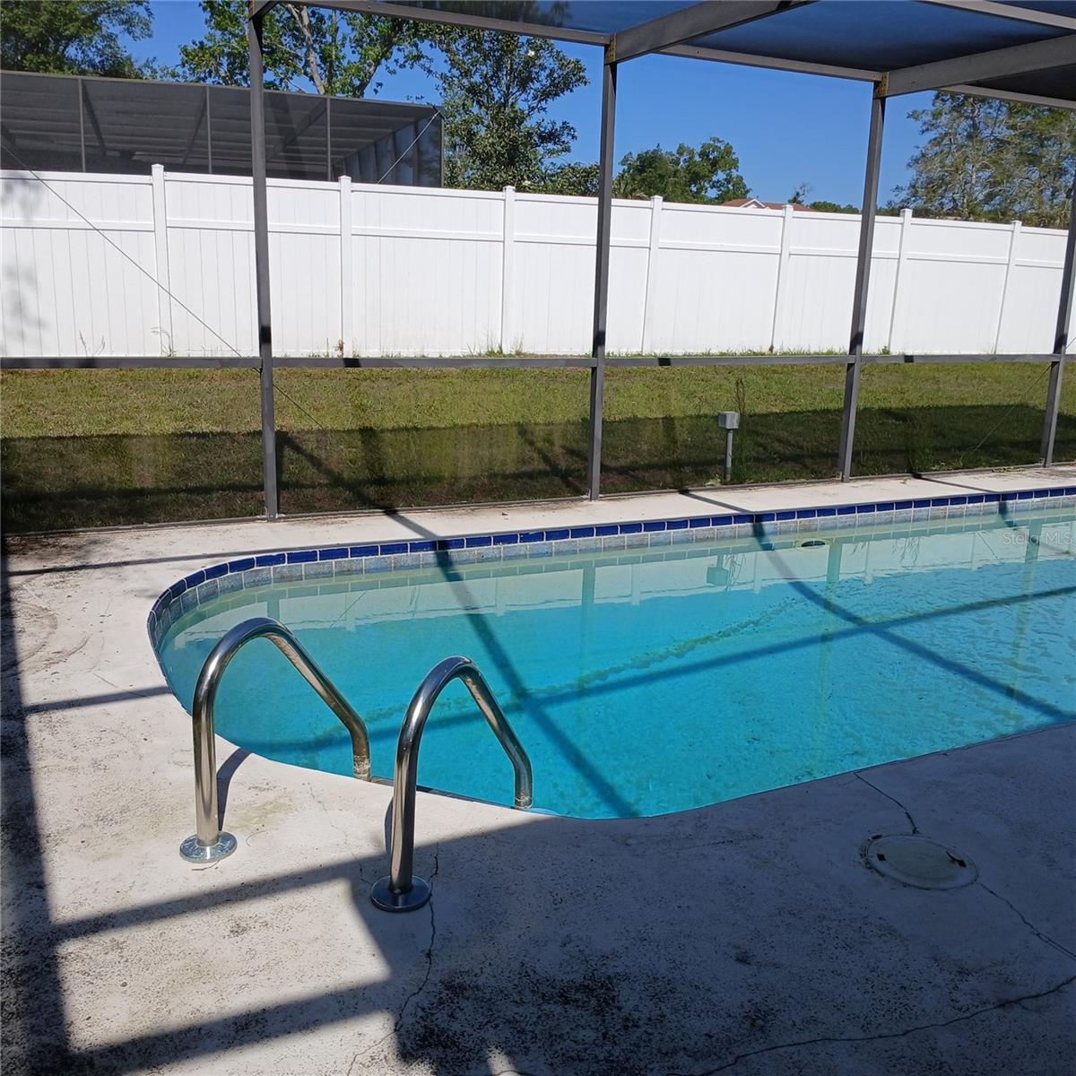 CRYSTAL OAKS - Residential