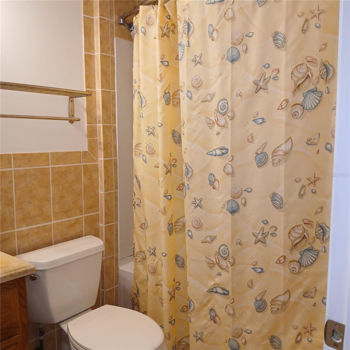 CRYSTAL OAKS - Residential