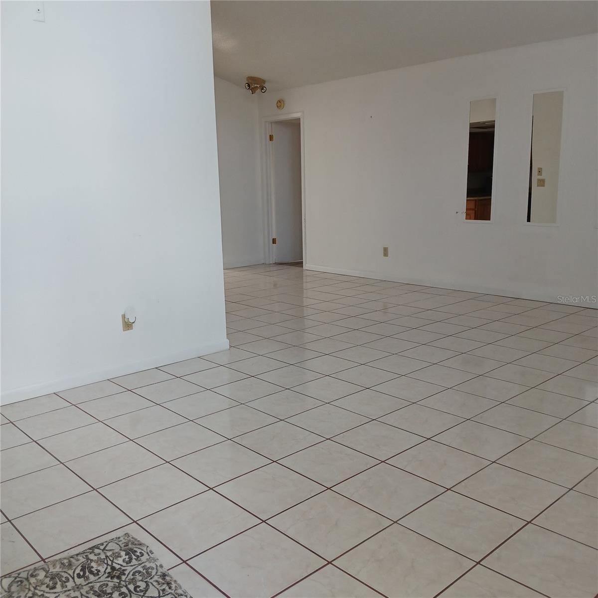 CRYSTAL OAKS - Residential