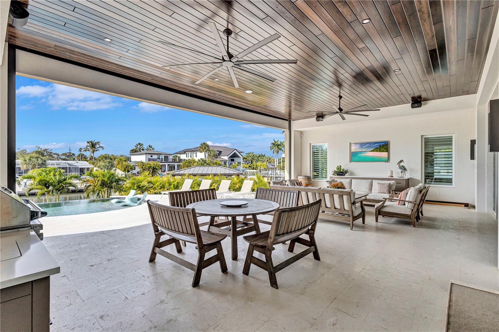 SARA SANDS - Residential