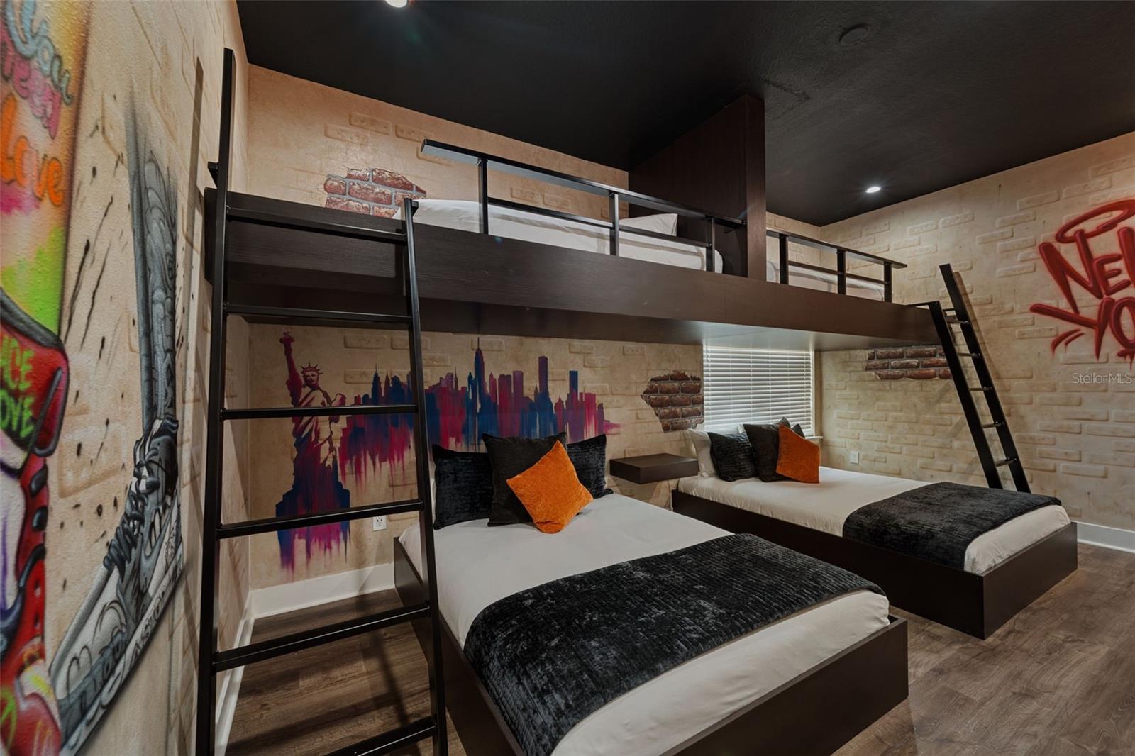 REUNION WEST FAIRWAYS 17 & 18 REP - Residential