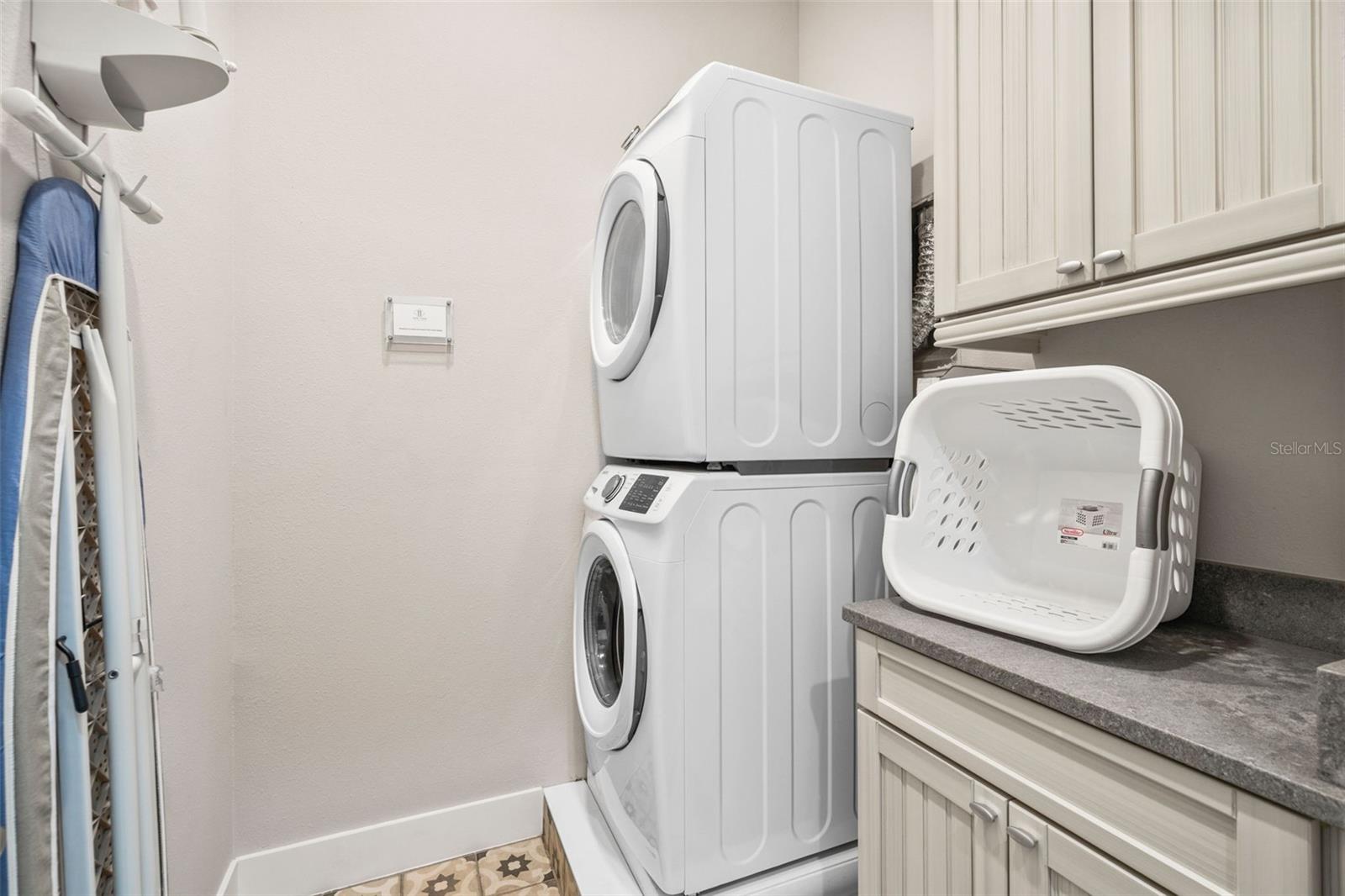 REUNION WEST FAIRWAYS 17 & 18 REP - Residential