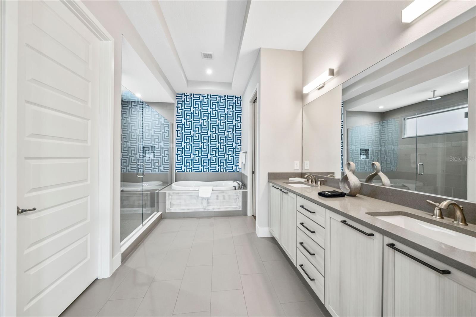 REUNION WEST FAIRWAYS 17 & 18 REP - Residential