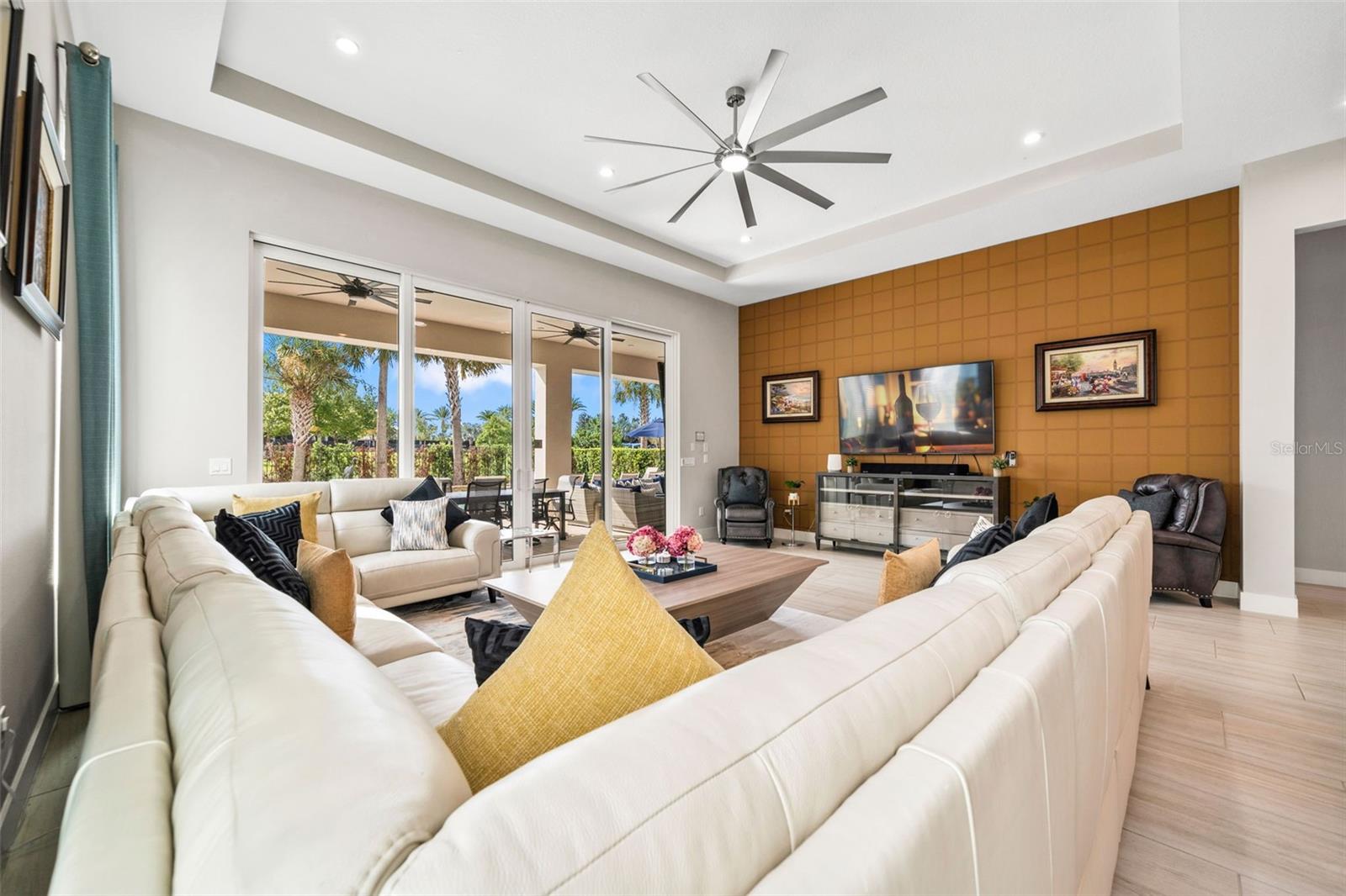 REUNION WEST FAIRWAYS 17 & 18 REP - Residential