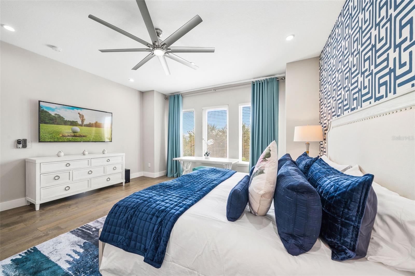 REUNION WEST FAIRWAYS 17 & 18 REP - Residential