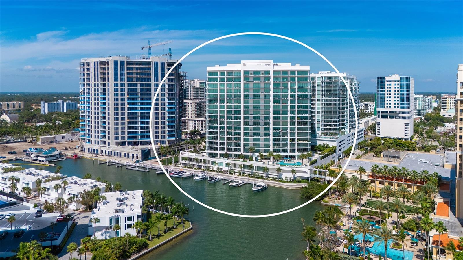 THE RITZ CARLTON RESIDENCES - Residential