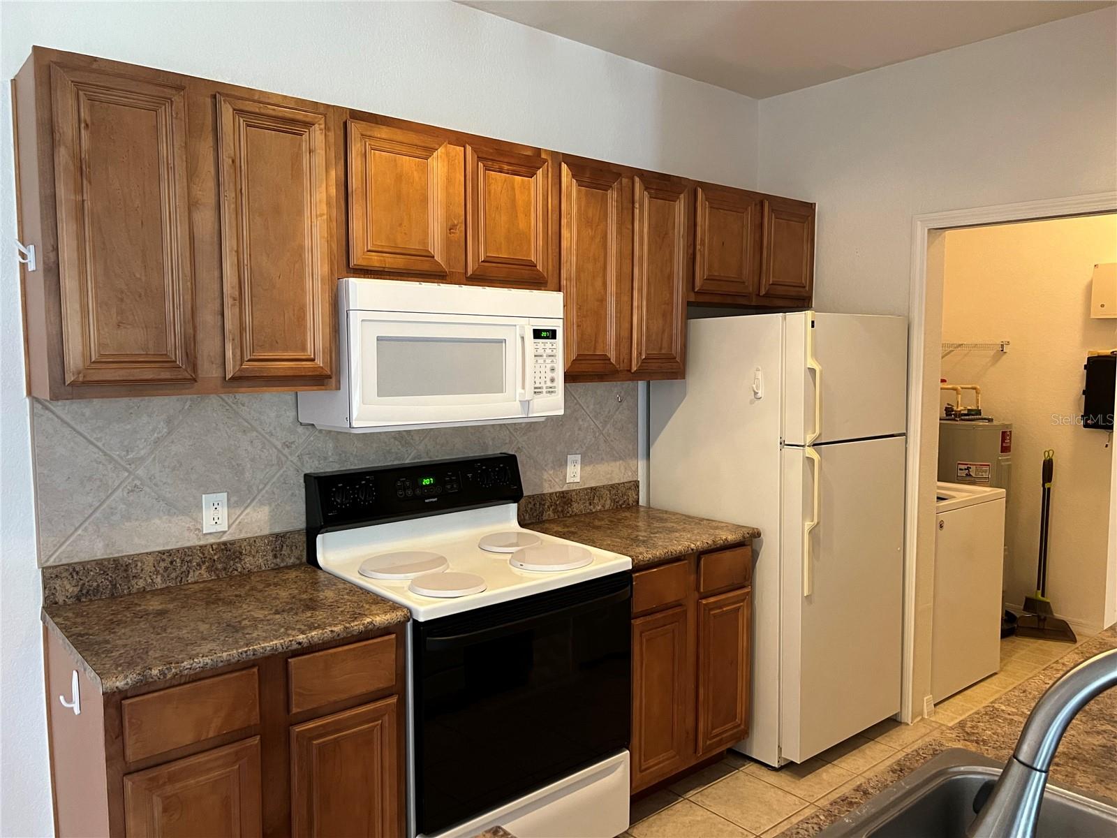 SERENATA SARASOTA - Residential Lease