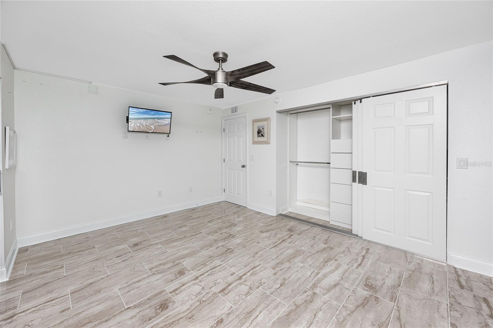 BAY ISLAND GROUP 15 - Residential