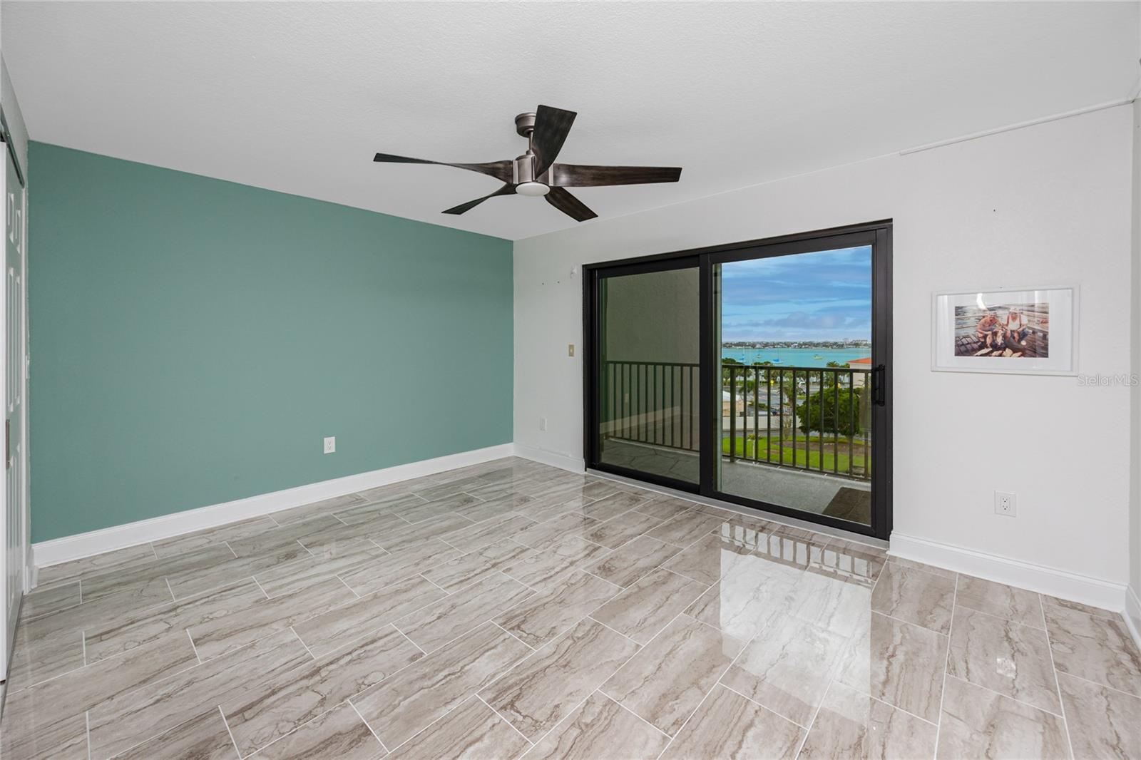 BAY ISLAND GROUP 15 - Residential