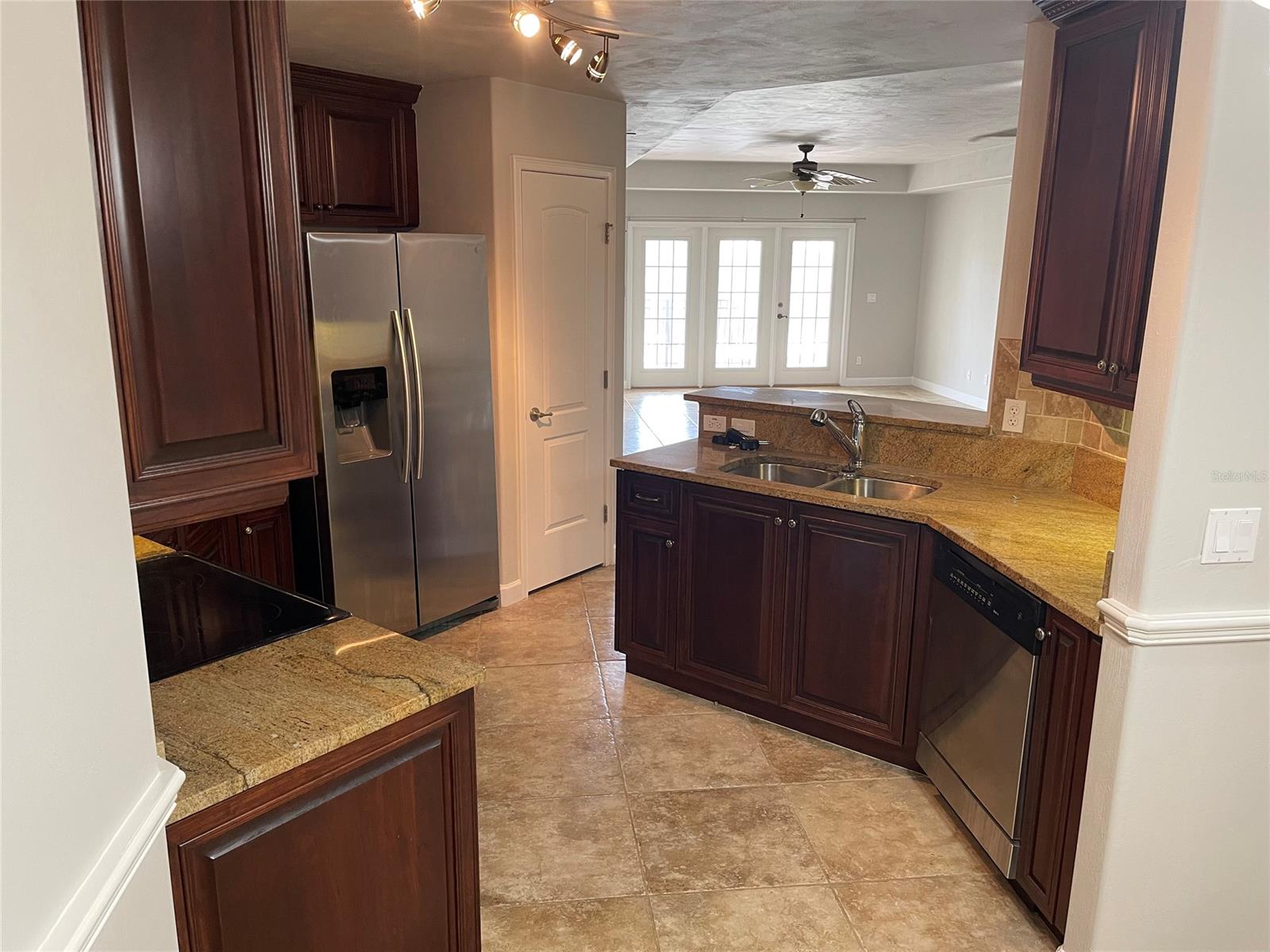 Tuscany Square I - Residential