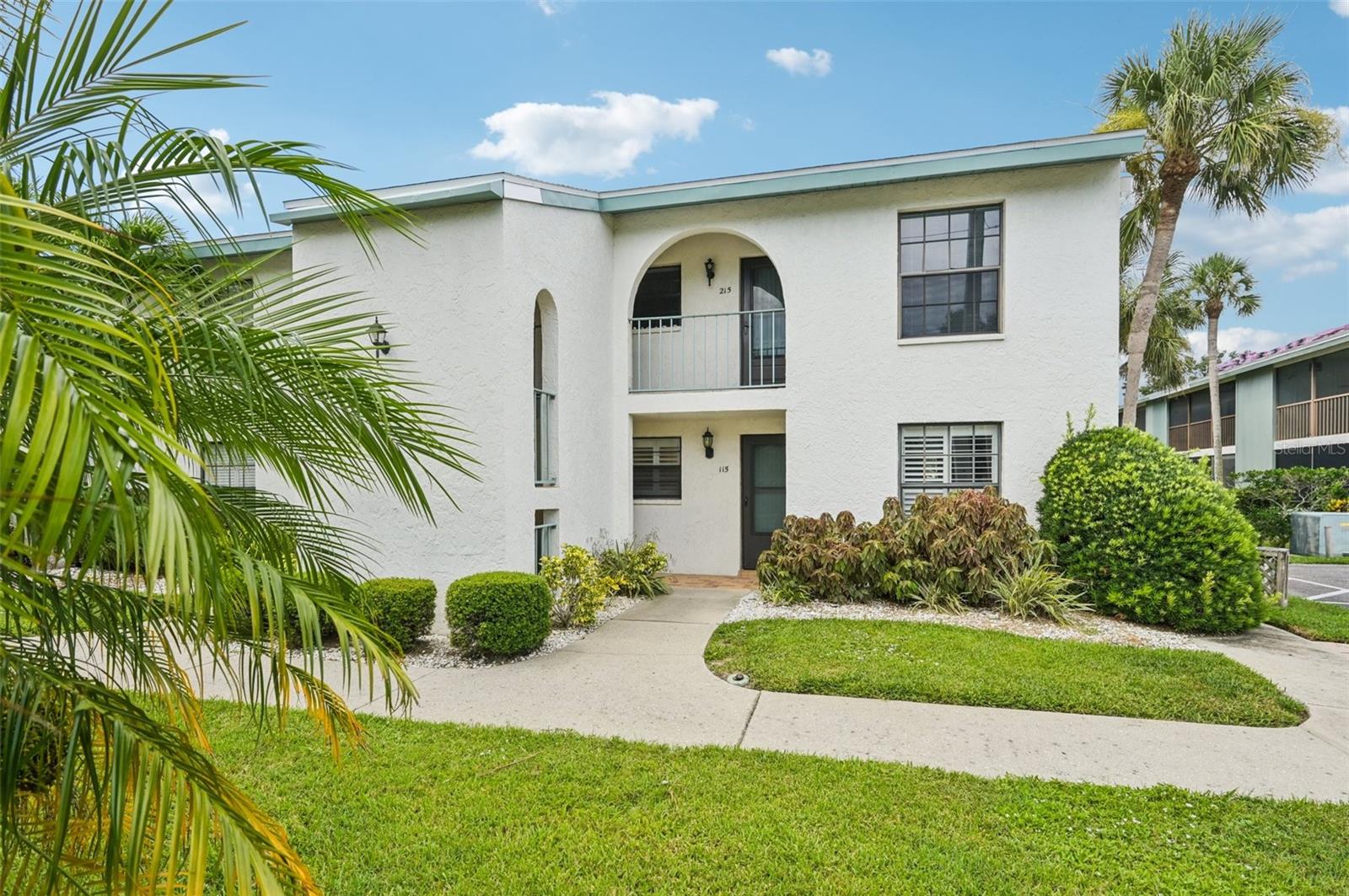 MANASOTA BEACH GARDENS - Residential