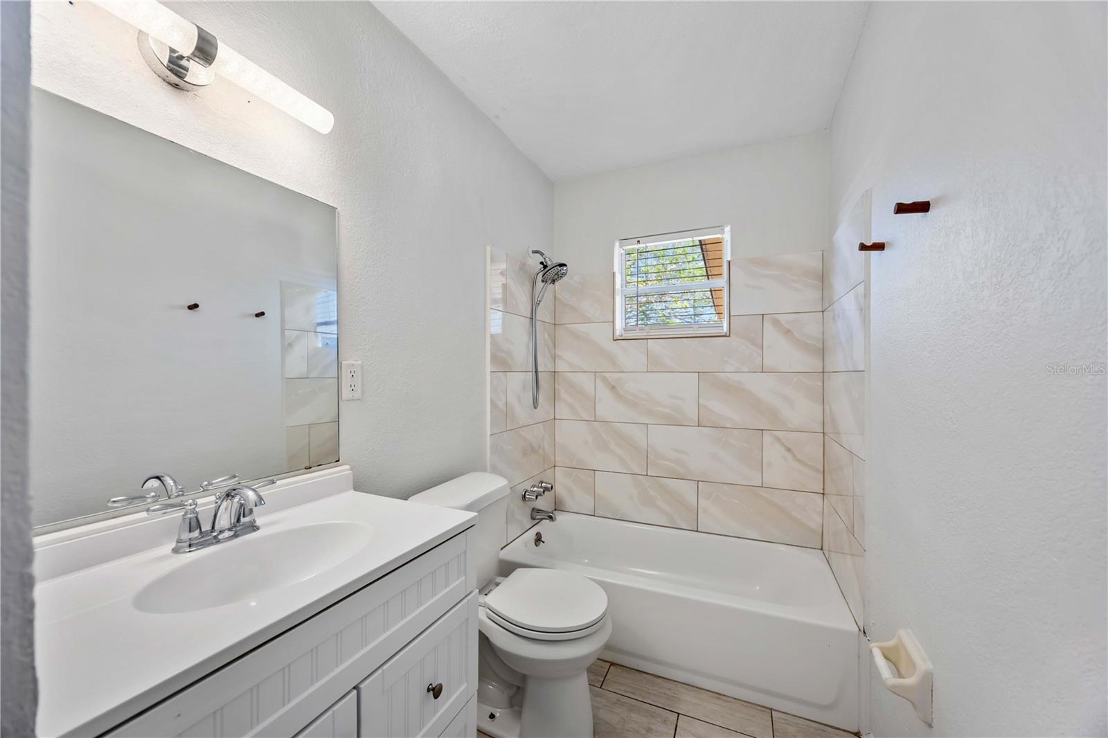BAYSHORE GARDENS SEC 10 - Residential