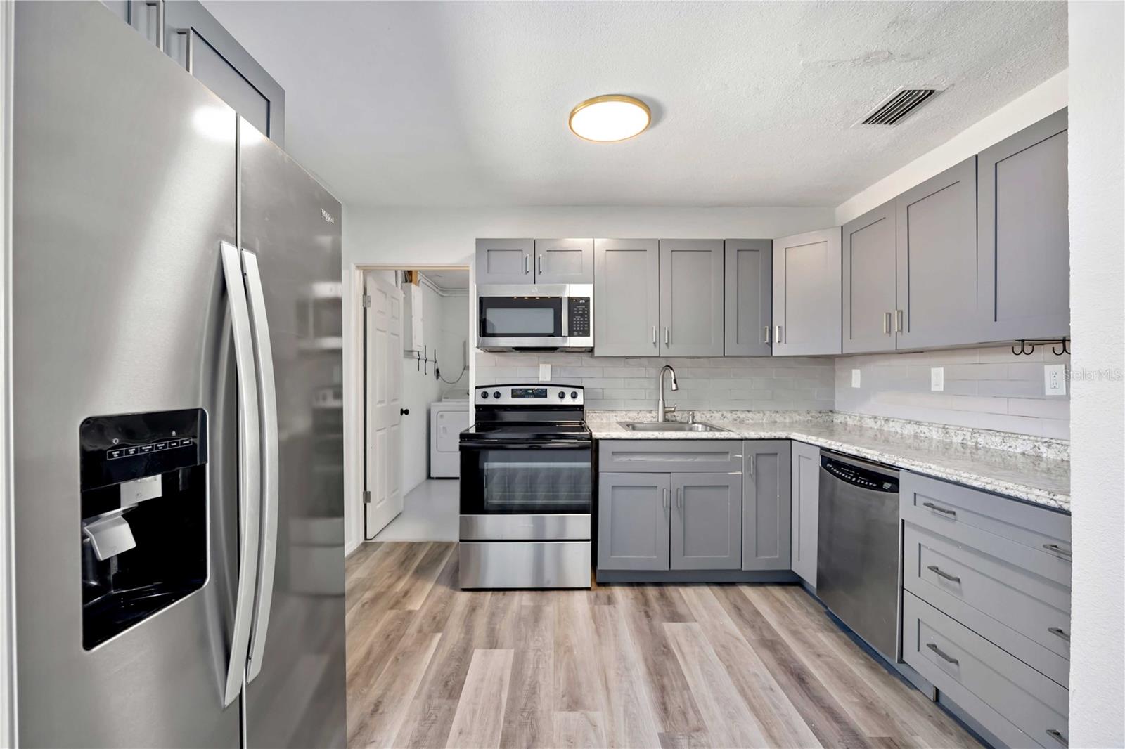 BAYSHORE GARDENS SEC 10 - Residential