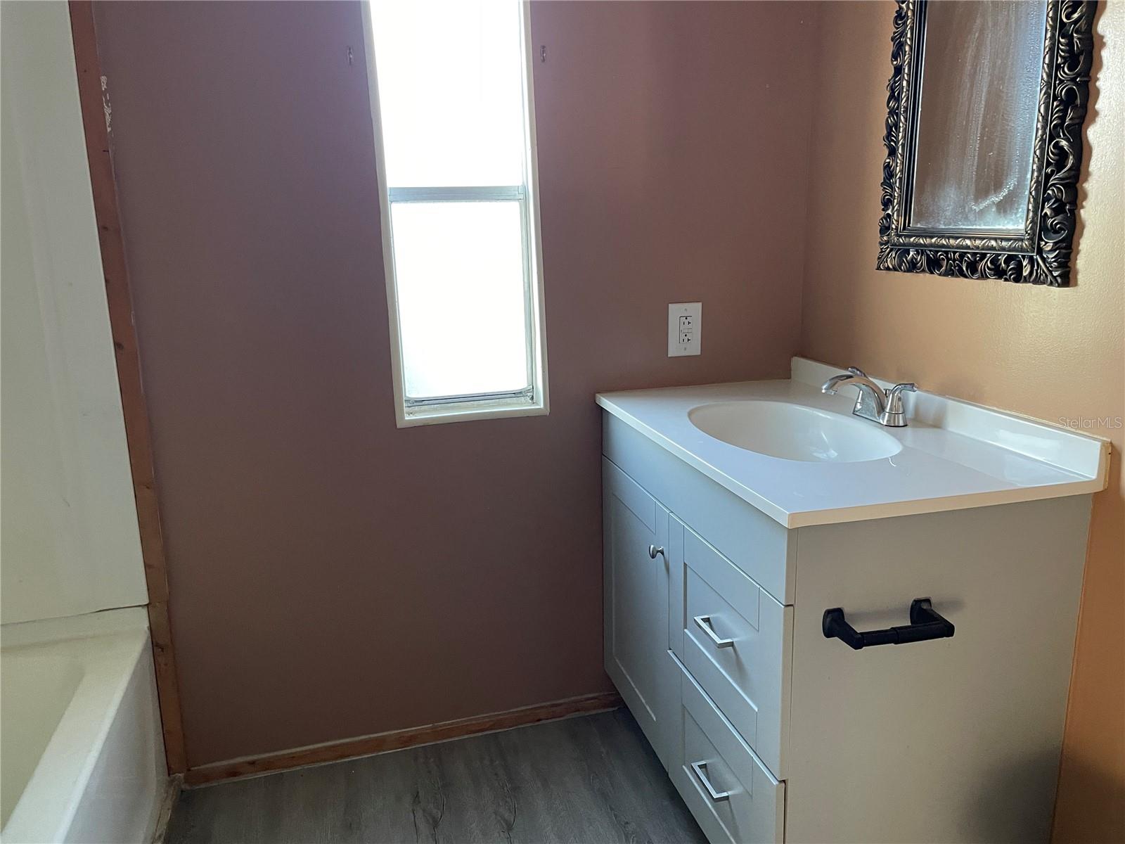 EAST COVE - Residential