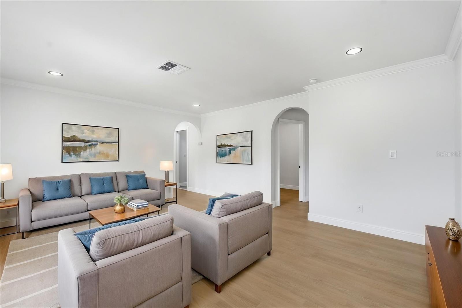 SPRING HILL - Residential