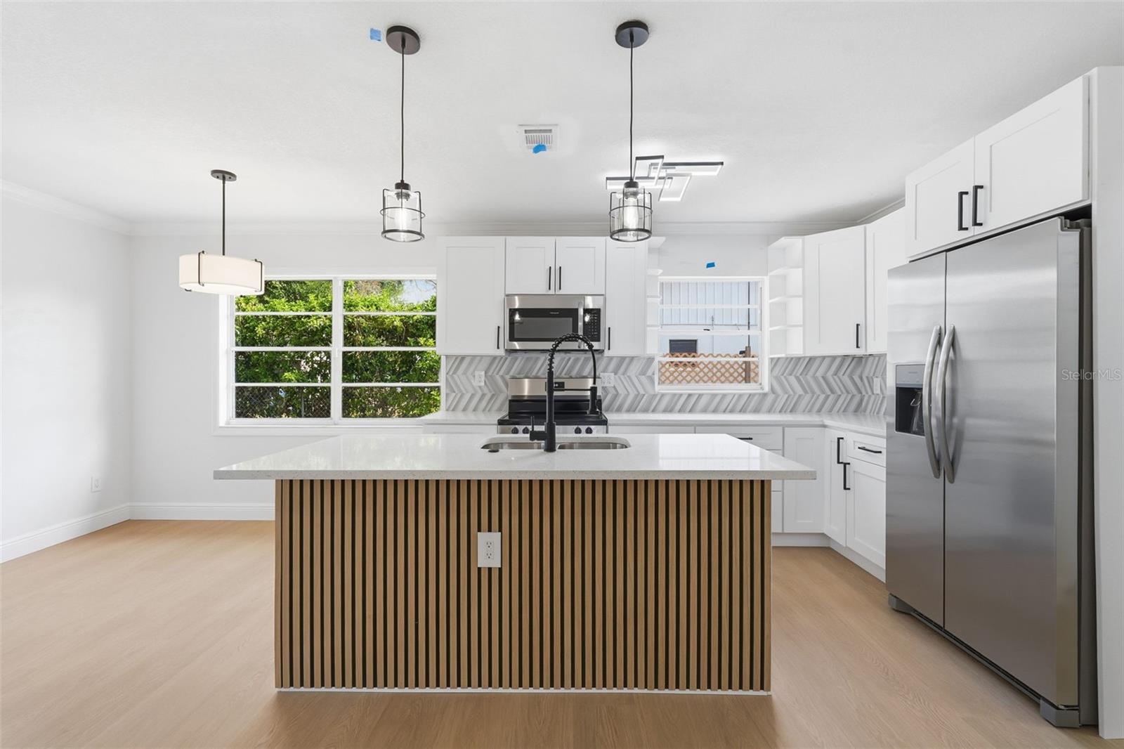 SPRING HILL - Residential