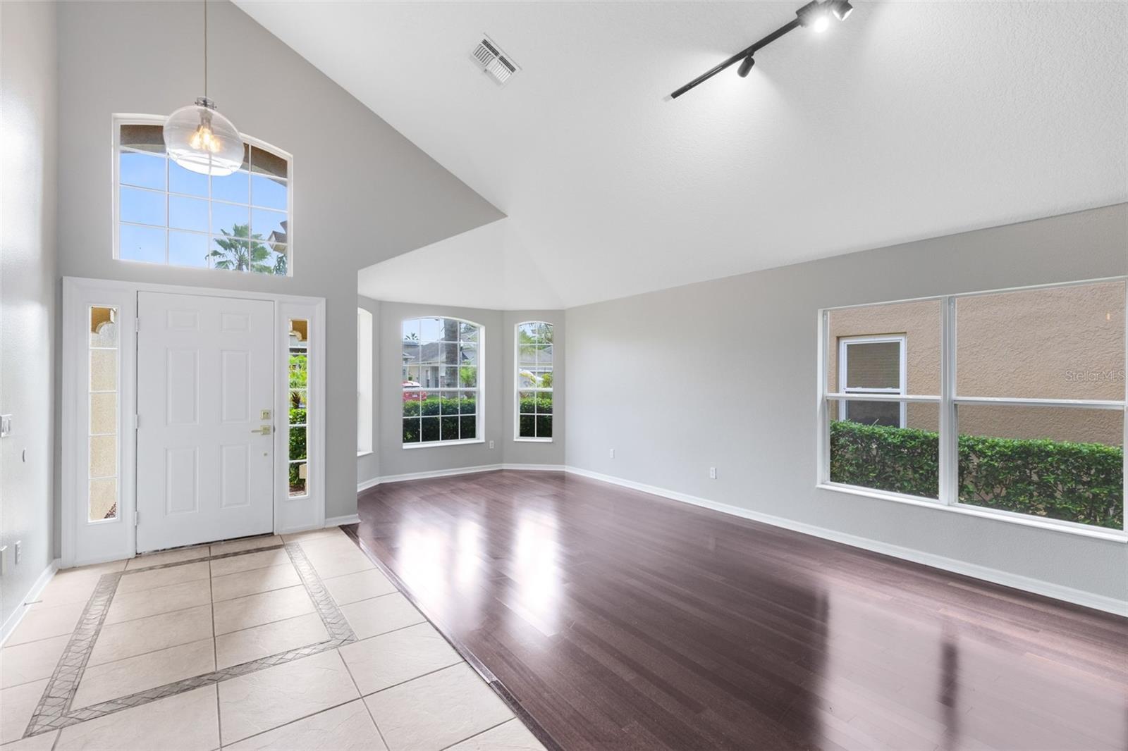 CLIFTON PARK - Residential