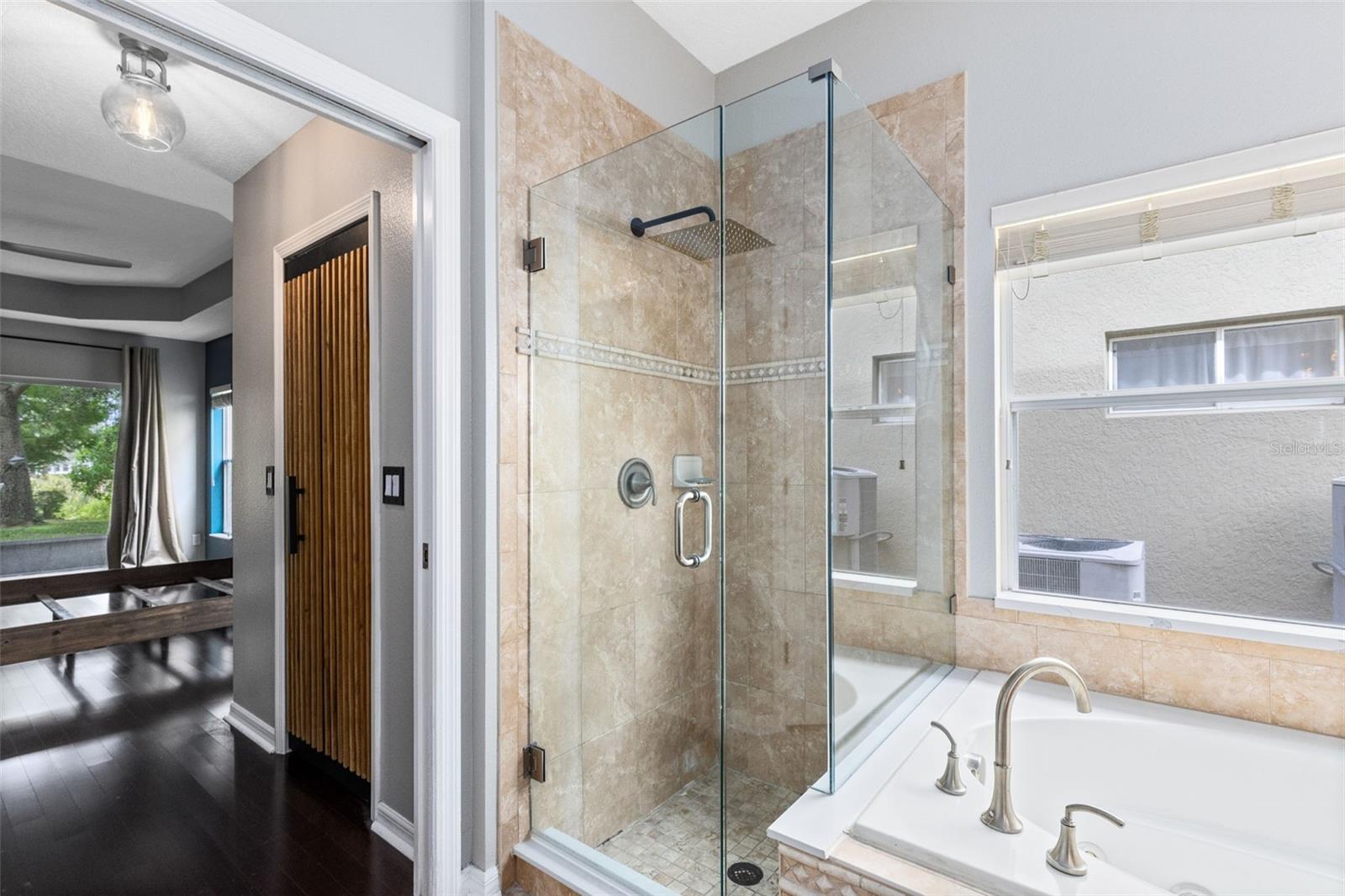 CLIFTON PARK - Residential