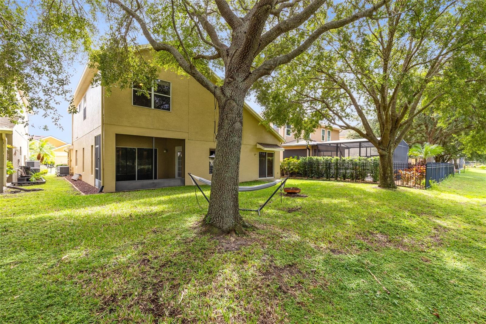 CLIFTON PARK - Residential
