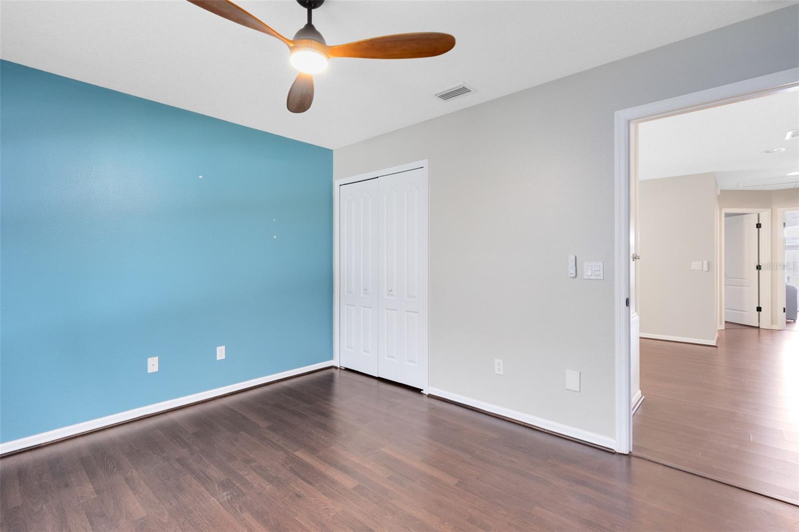 CLIFTON PARK - Residential
