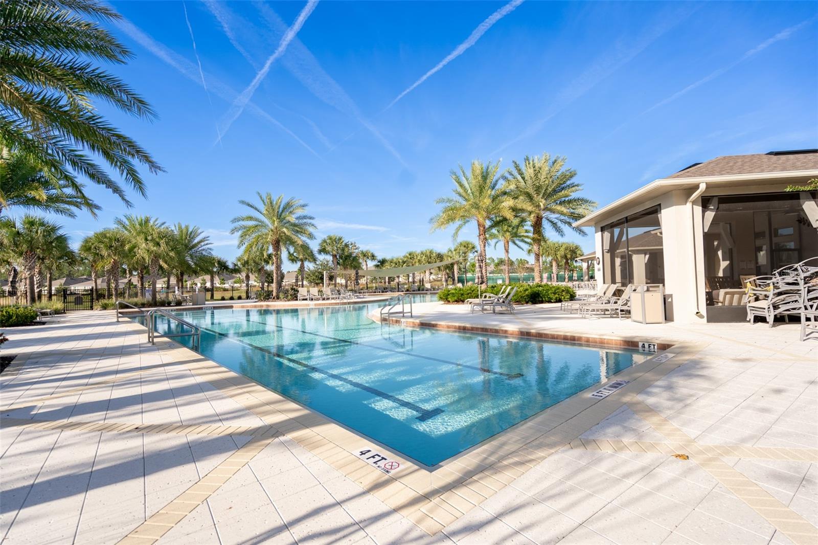 PALMS/SERENOA PH 4 - Residential