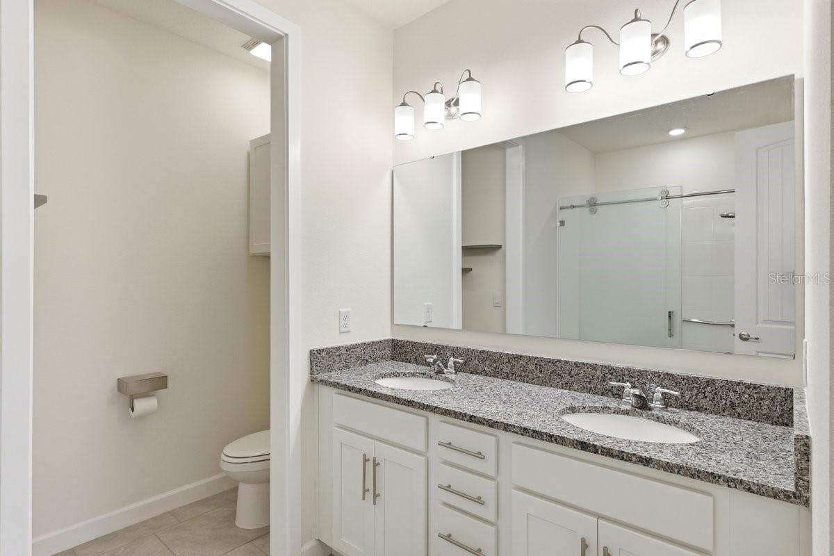 PALMS/SERENOA PH 4 - Residential