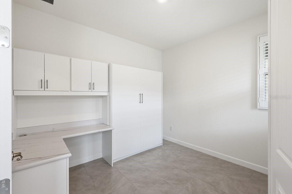 PALMS/SERENOA PH 4 - Residential