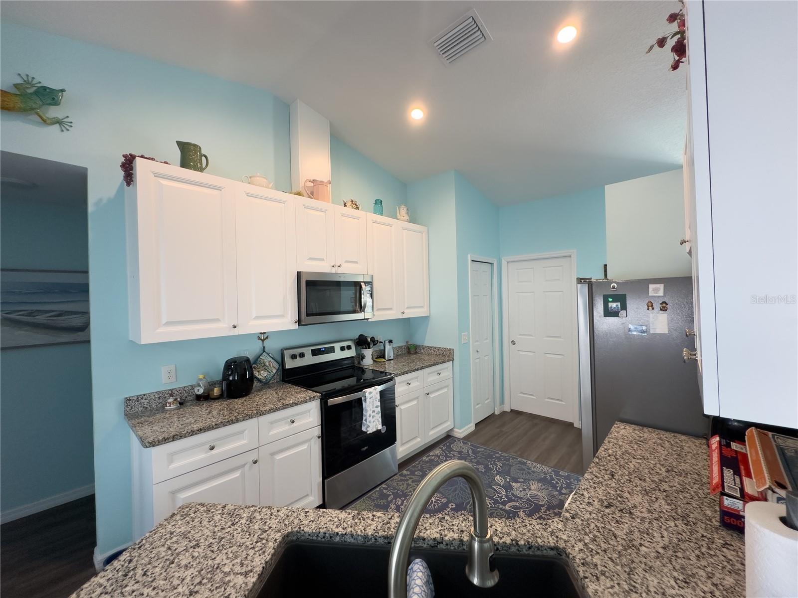 INVERNESS VILLAGE - Residential