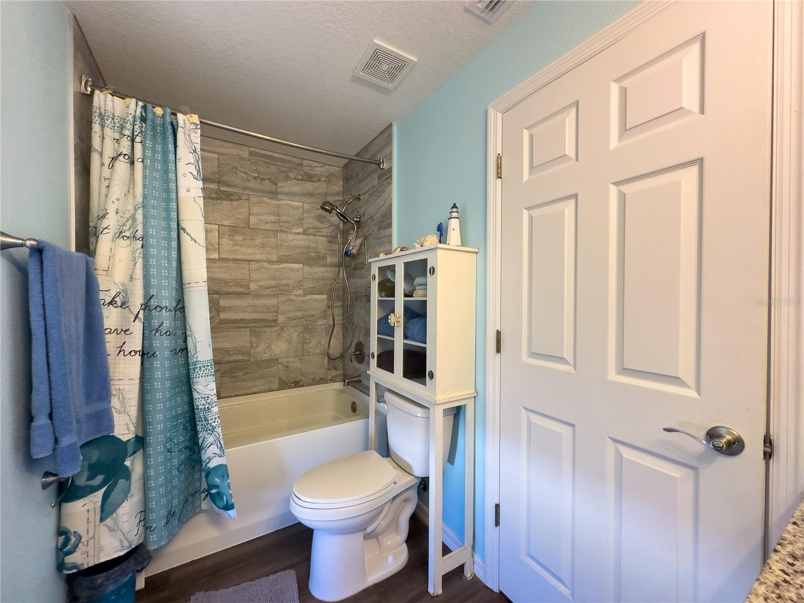 INVERNESS VILLAGE - Residential