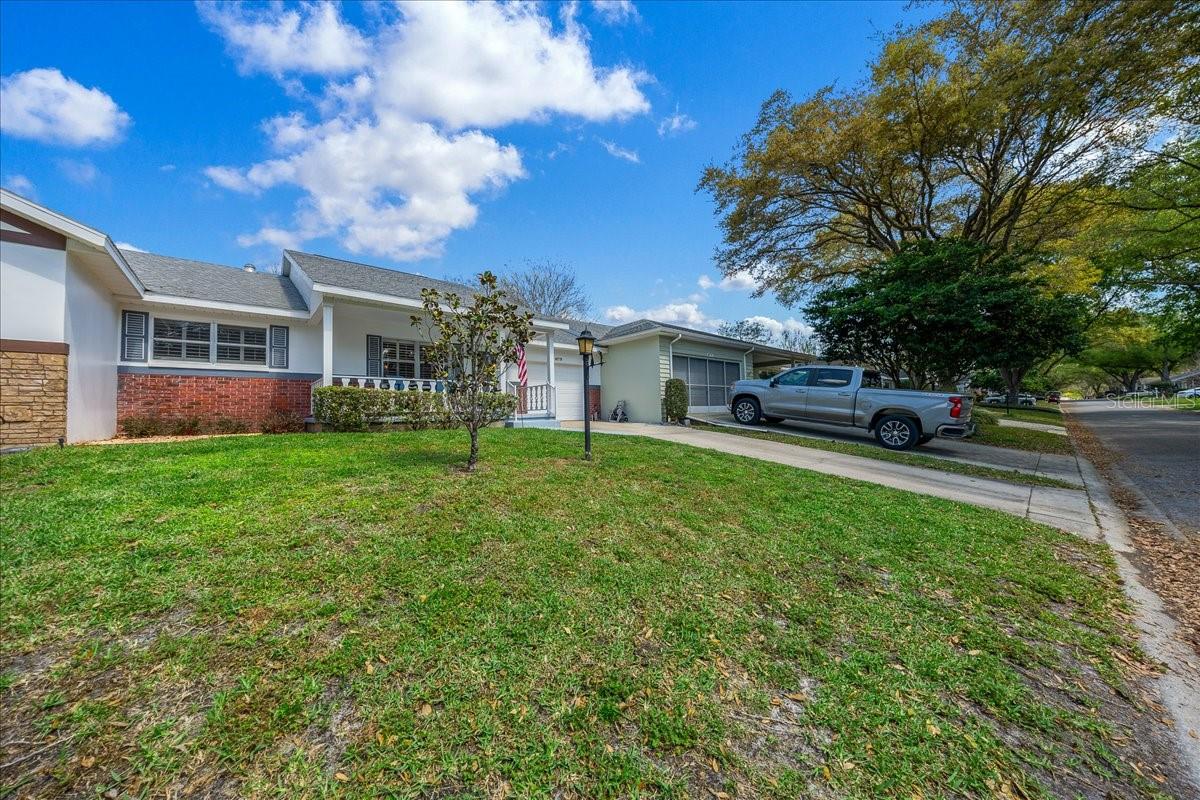 CIRCLE SQUARE WOODS - Residential