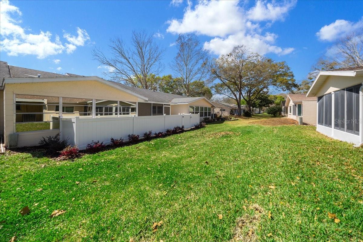 CIRCLE SQUARE WOODS - Residential