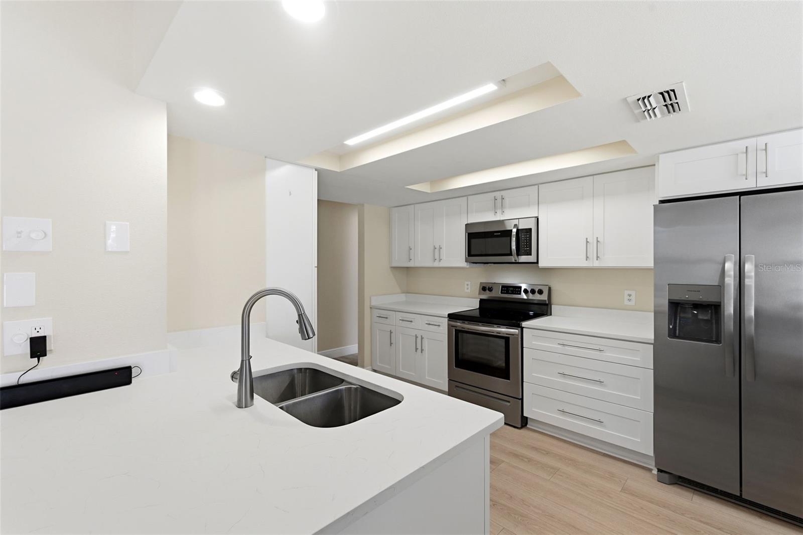 REGENCY PARK - Residential