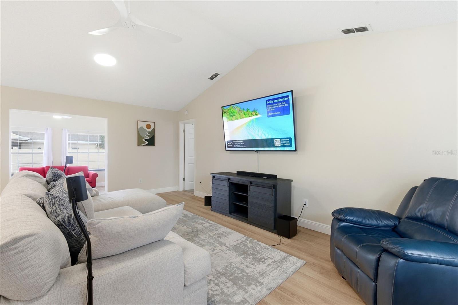 REGENCY PARK - Residential