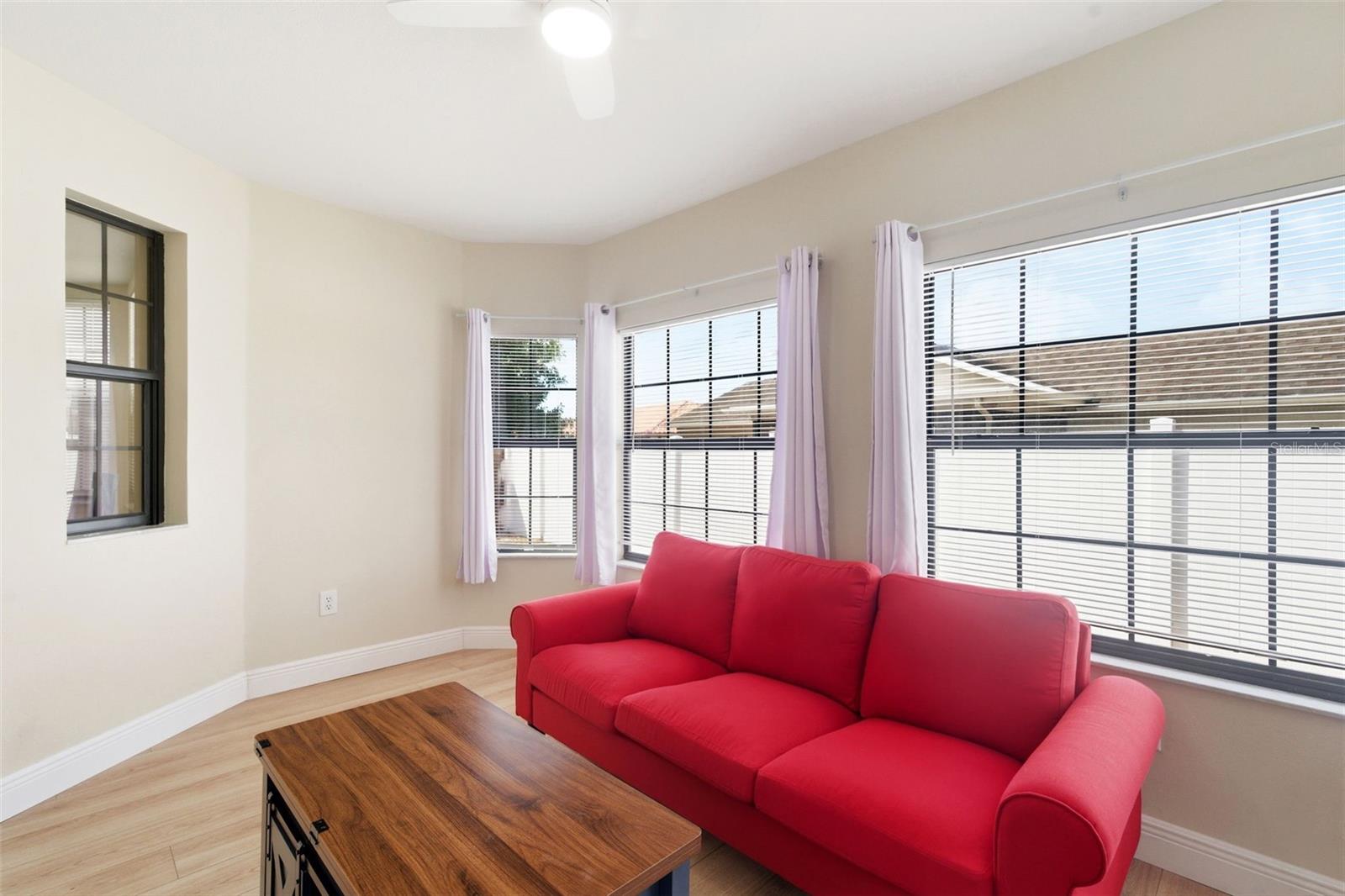 REGENCY PARK - Residential