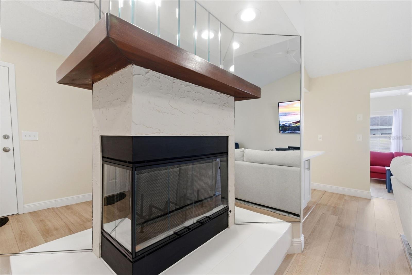 REGENCY PARK - Residential