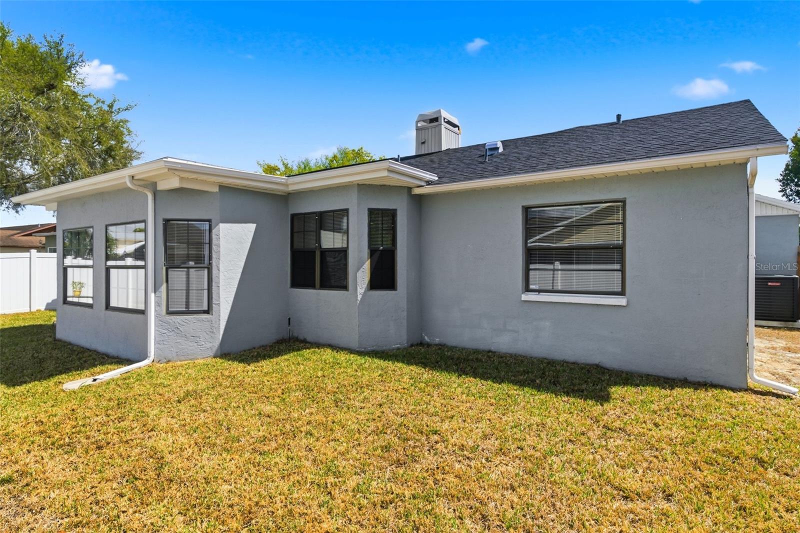 REGENCY PARK - Residential