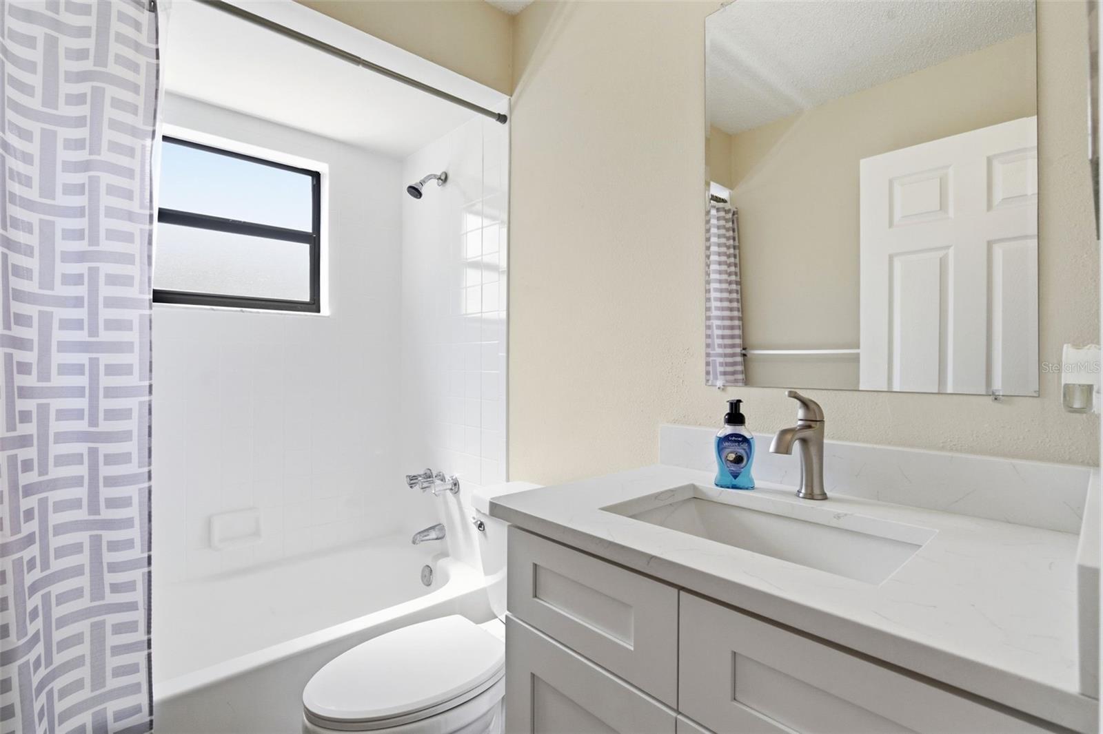 REGENCY PARK - Residential