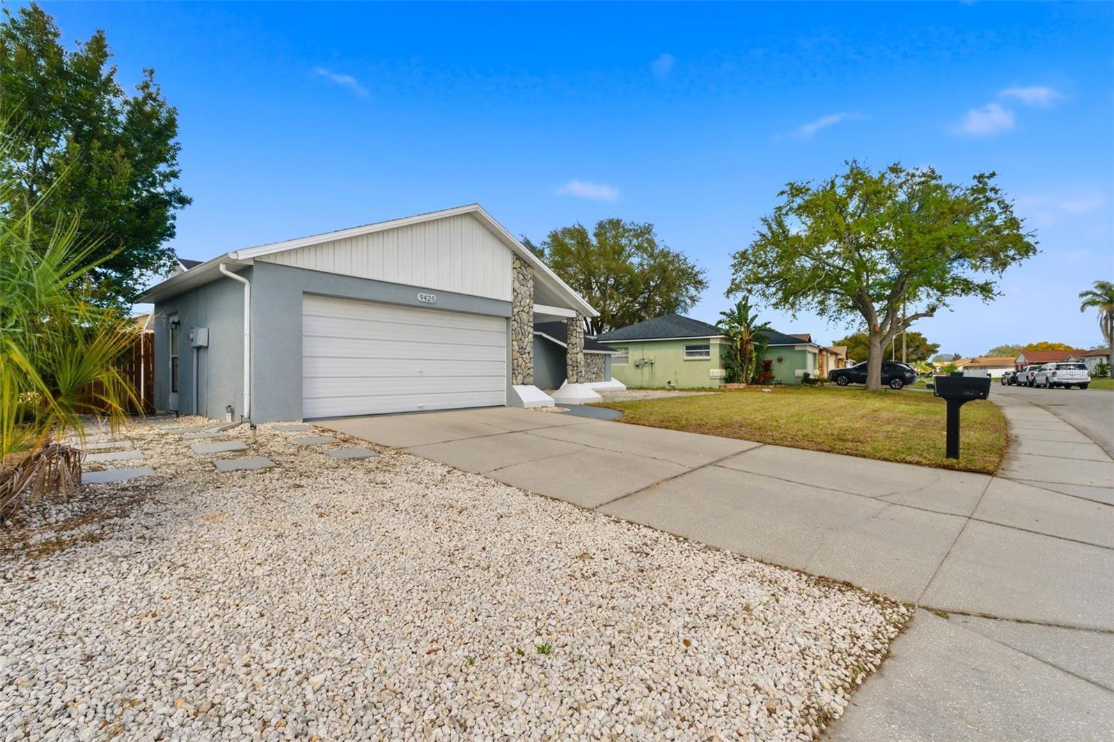 REGENCY PARK - Residential