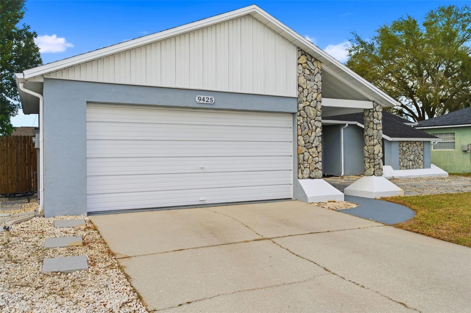 REGENCY PARK - Residential