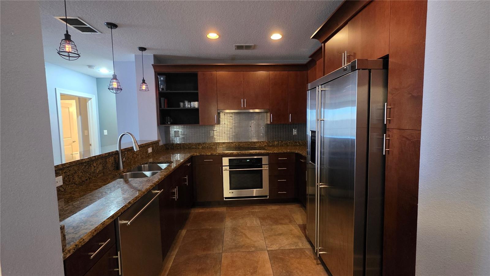 STATION SQUARE CONDO - Residential Lease