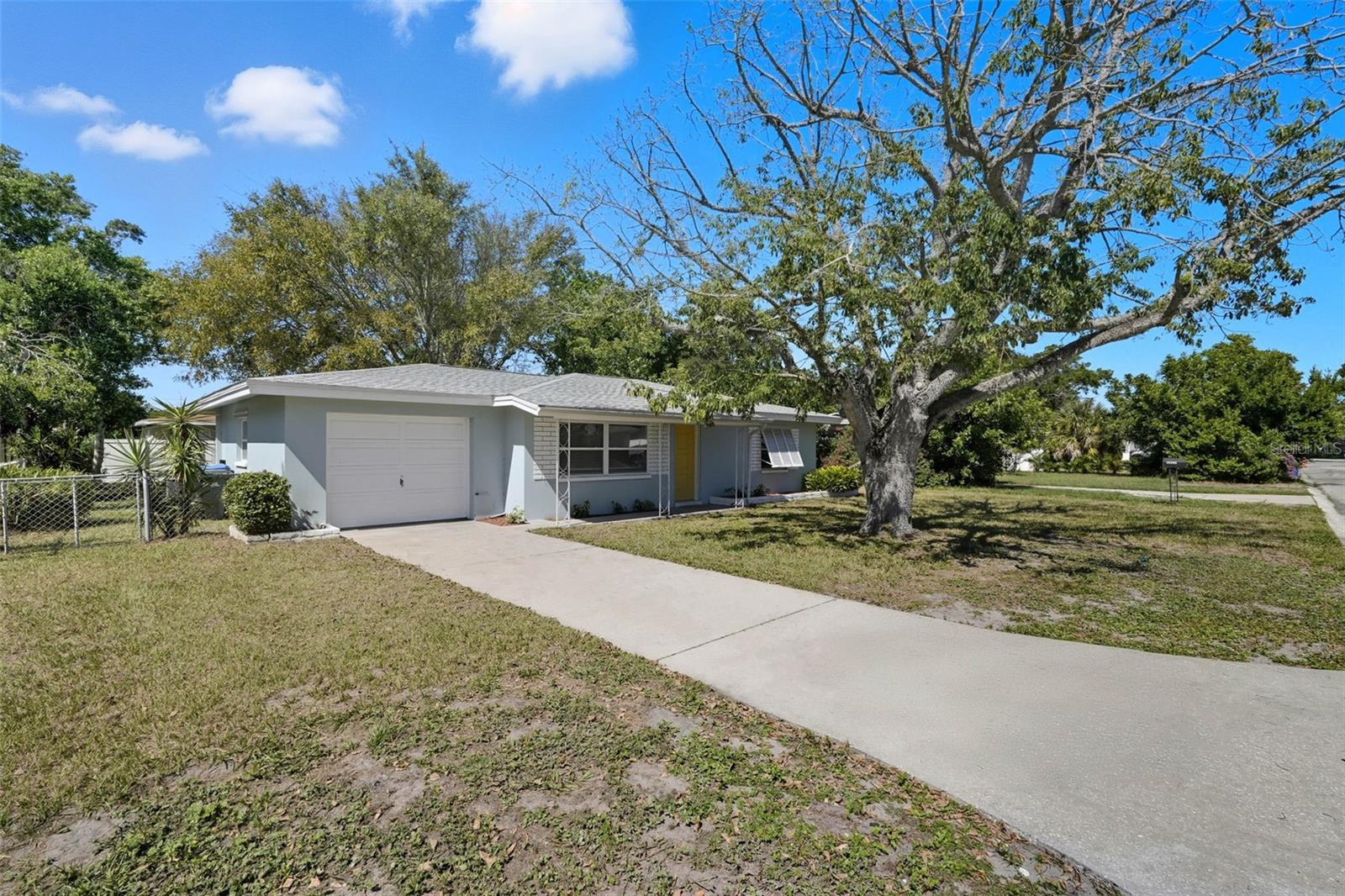 VALENCIA PARK - Residential