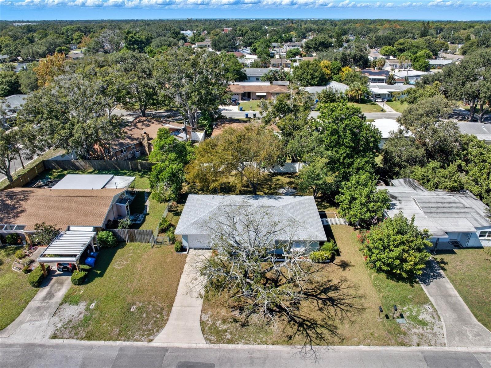 VALENCIA PARK - Residential