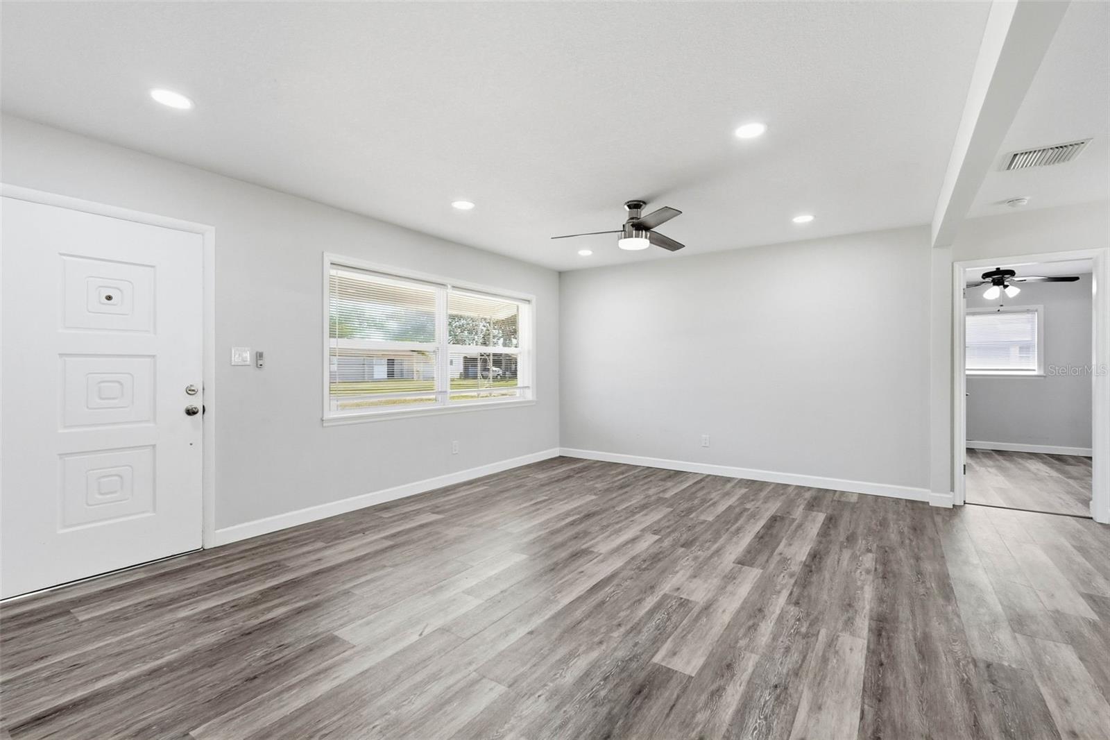 VALENCIA PARK - Residential