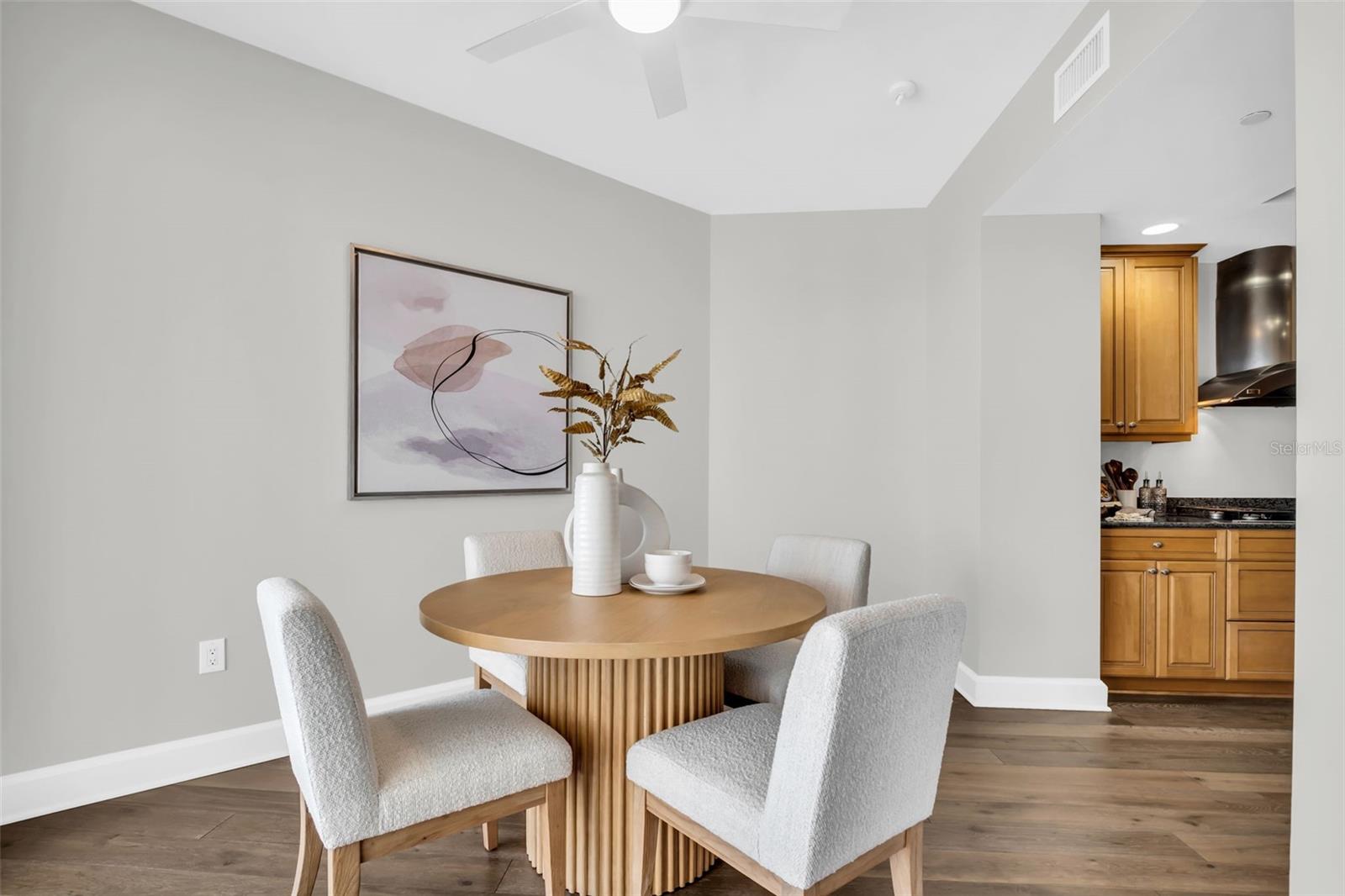 PARKSHORE PLAZA CONDO - Residential