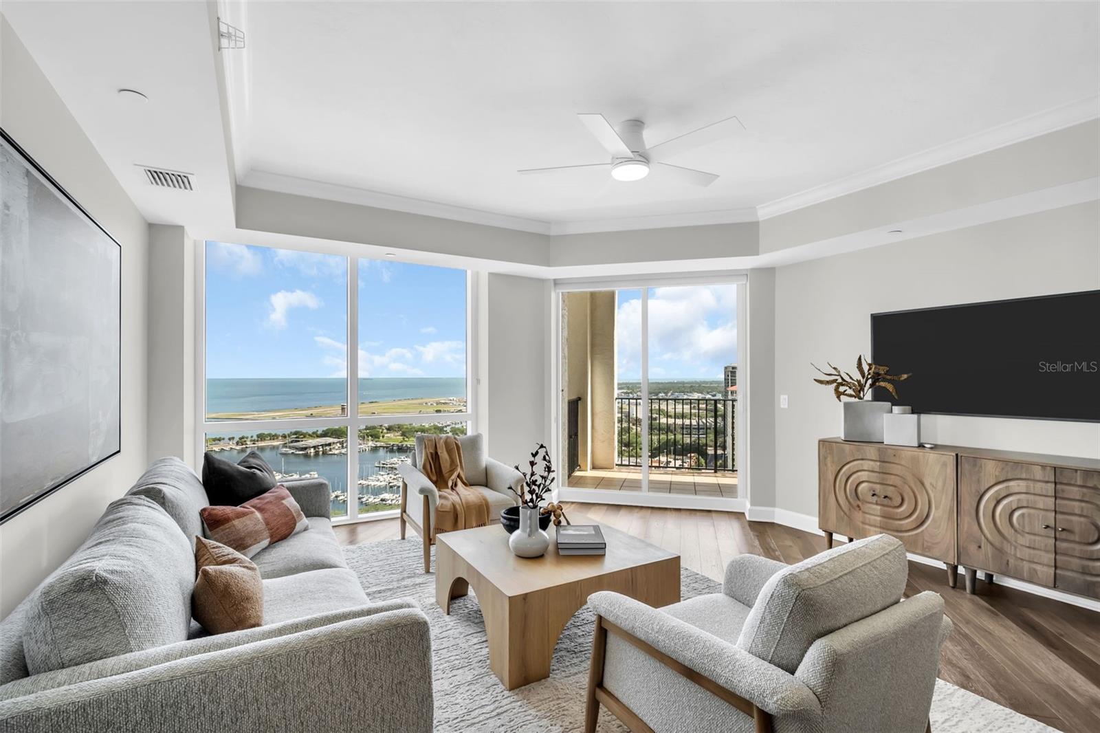 PARKSHORE PLAZA CONDO - Residential